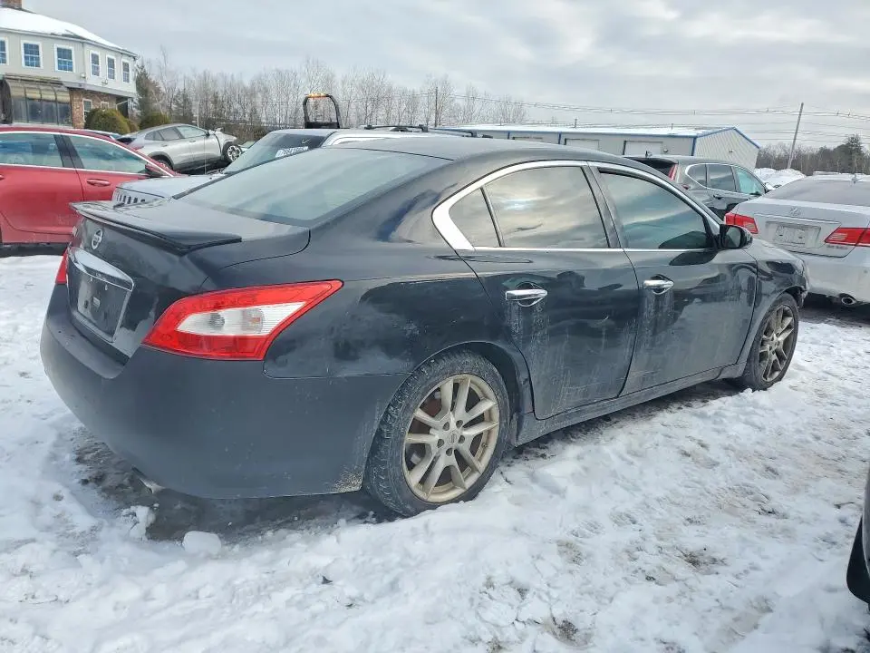 2010 NISSAN MAXIMA 3.5 S  