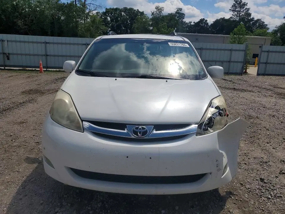 2010 TOYOTA SIENNA XLE LIMITED  