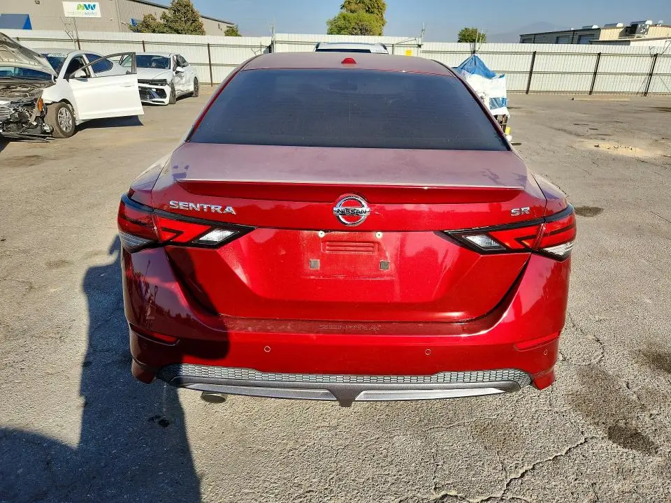 2022 NISSAN SENTRA SR  