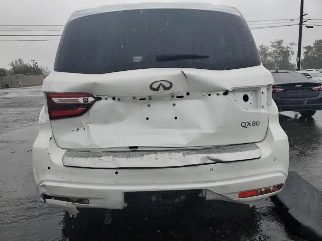 2023 INFINITI QX80 LUXE  