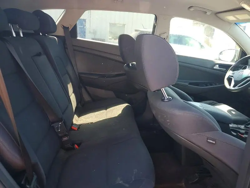 2019 HYUNDAI TUCSON SE  