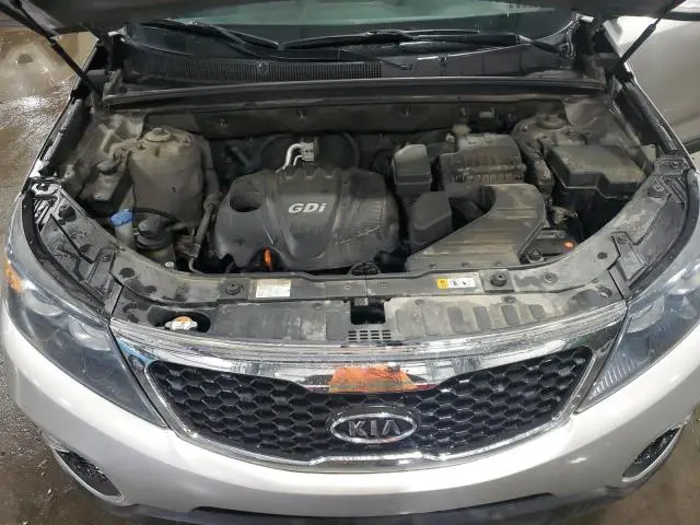 2013 KIA SORENTO LX  