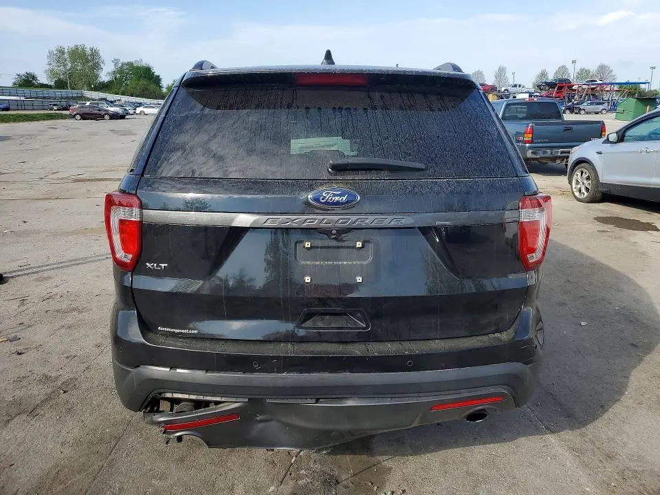 2017 FORD EXPLORER XLT  