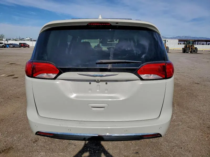 2017 CHRYSLER PACIFICA EHYBRID PLATINUM  