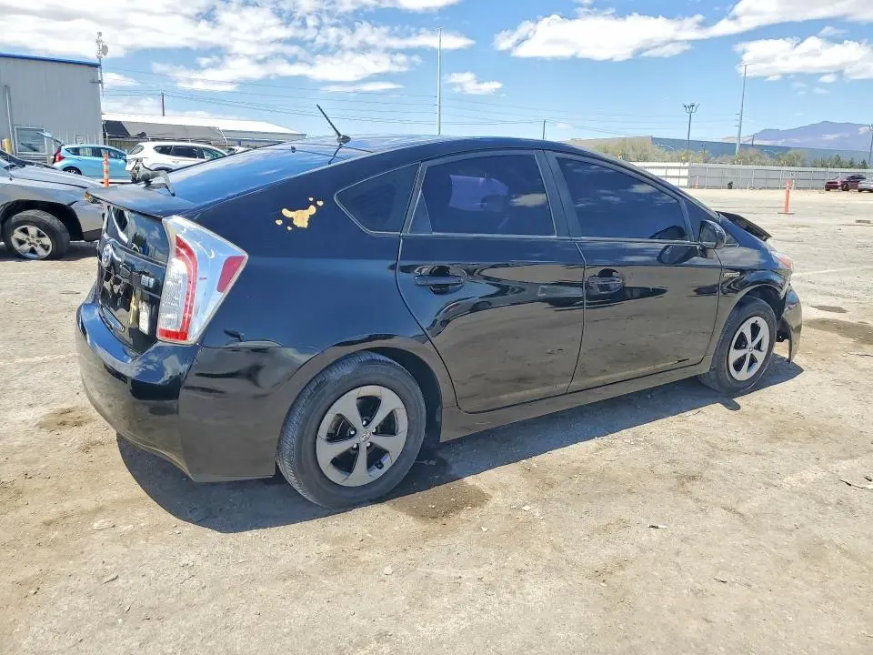 2015 TOYOTA PRIUS TWO  