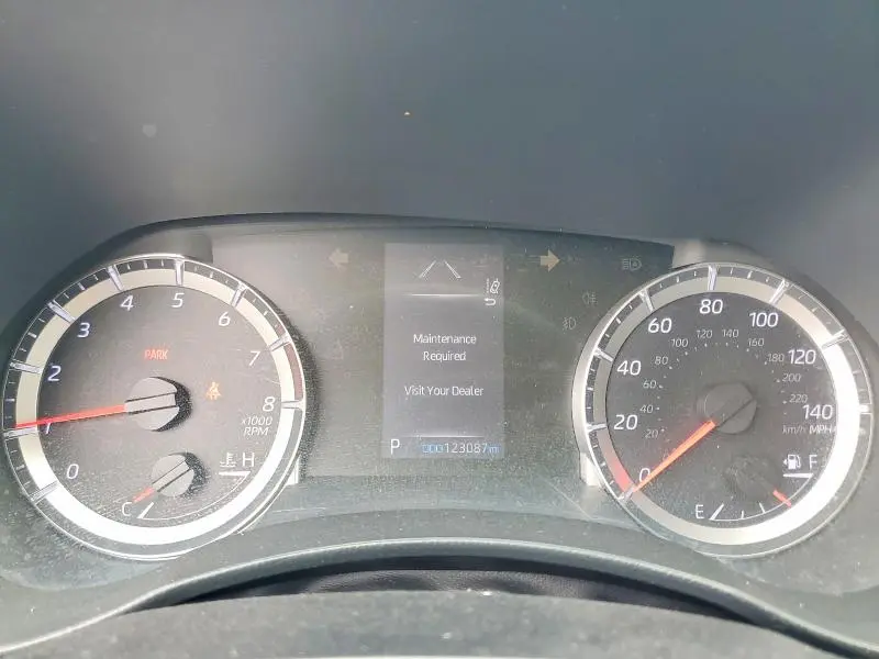 2022 TOYOTA HIGHLANDER L  