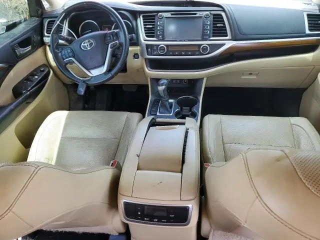 2017 TOYOTA HIGHLANDER LIMITED  