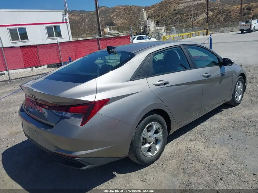 2023 HYUNDAI ELANTRA SE