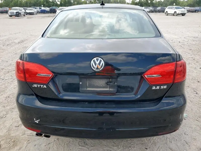 2012 VOLKSWAGEN JETTA SE  
