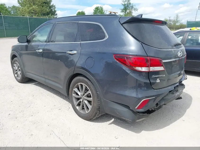 2018 HYUNDAI SANTA FE SE