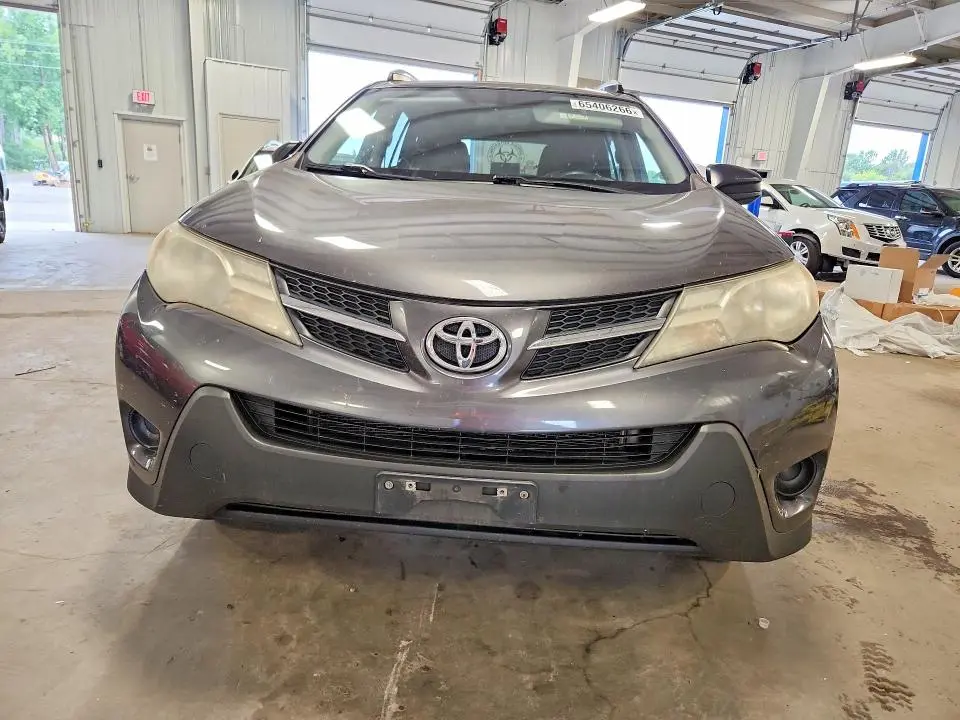 2014 TOYOTA RAV4 LE  