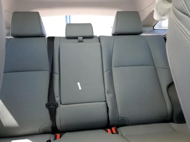 2024 TOYOTA VENZA LE
