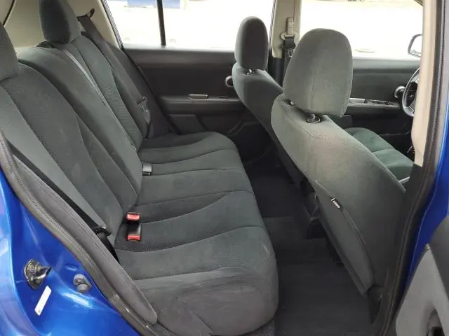 2012 NISSAN VERSA S  