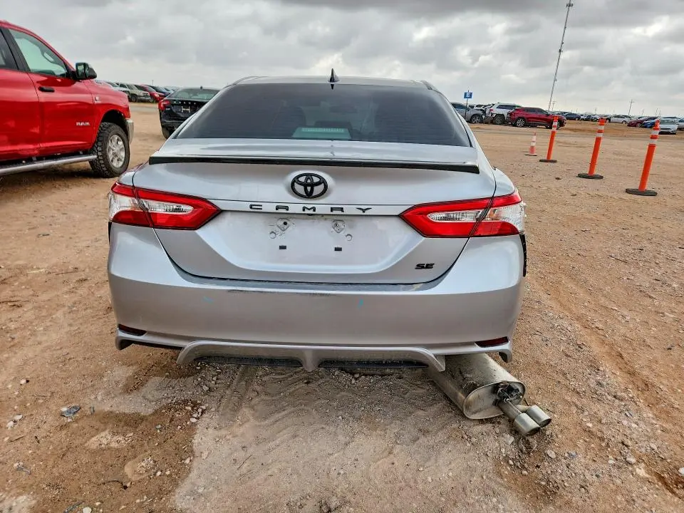 2020 TOYOTA CAMRY SE NIGHTSHADE  