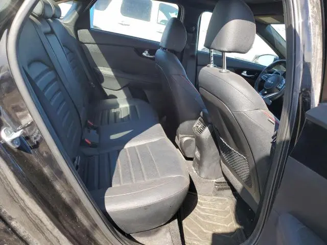 2023 KIA FORTE GT  