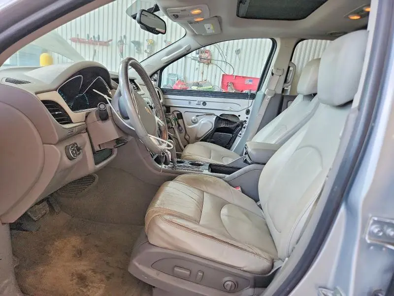 2014 CHEVROLET TRAVERSE LT  