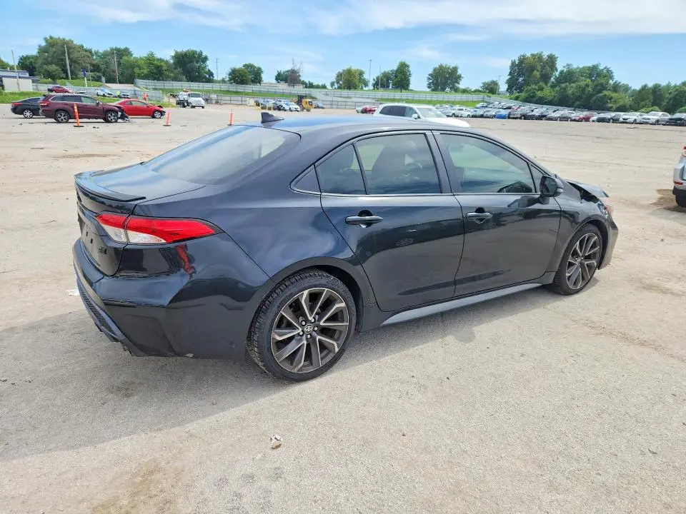 2021 TOYOTA COROLLA SE  