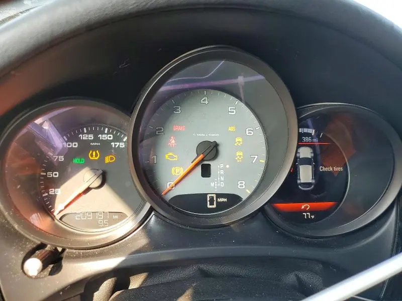 2016 PORSCHE MACAN S  