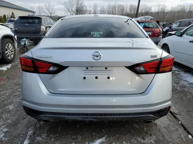 2019 NISSAN ALTIMA SR  
