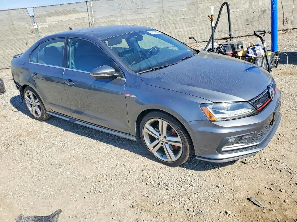 2017 VOLKSWAGEN JETTA   