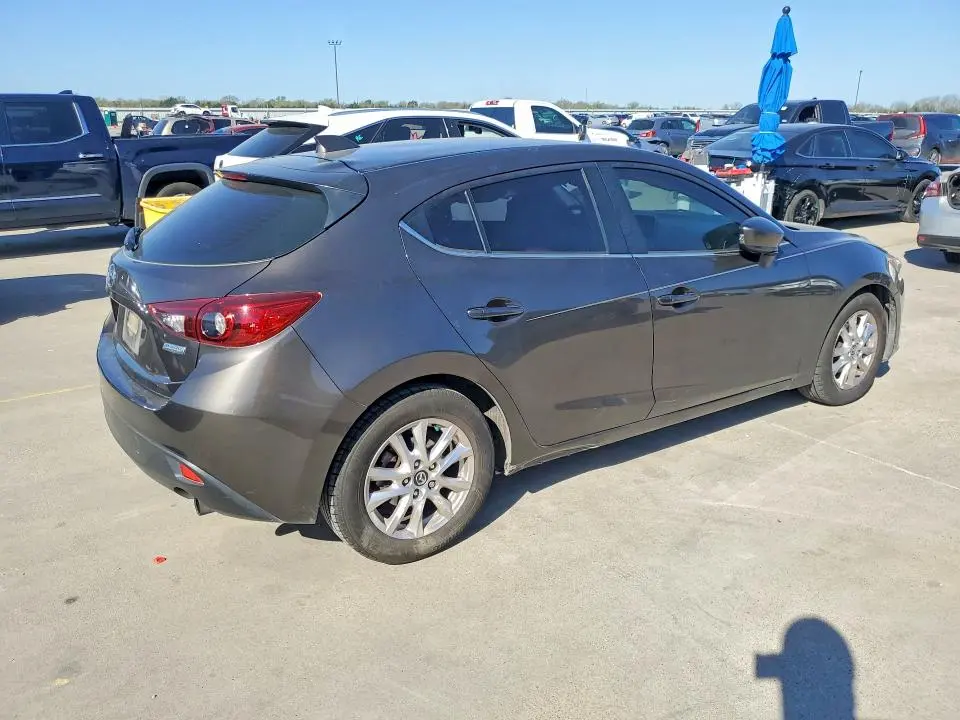 2015 MAZDA 3 TOURING  