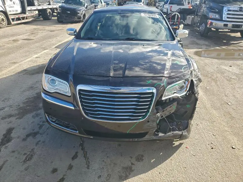 2013 CHRYSLER 300C   
