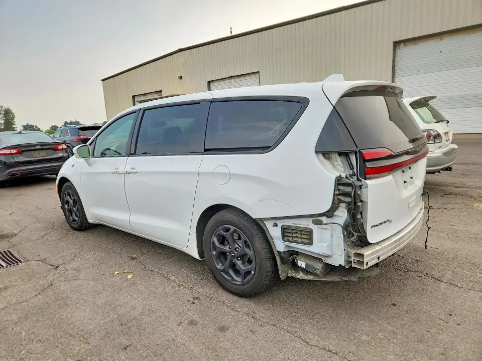 2022 CHRYSLER PACIFICA HYBRID LIMITED  