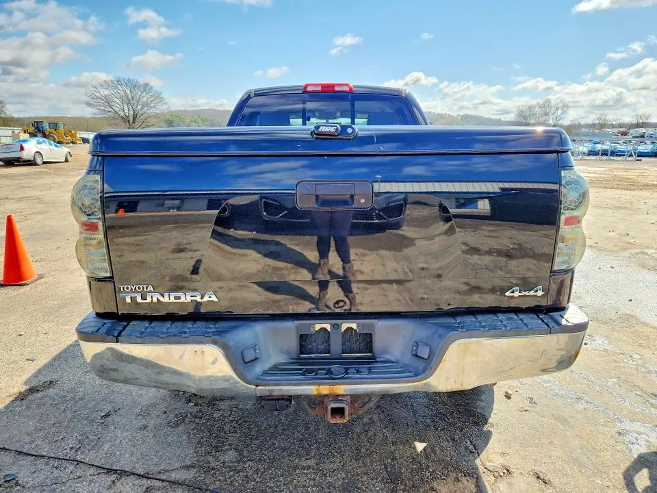 2010 TOYOTA TUNDRA DOUBLE CAB SR5  
