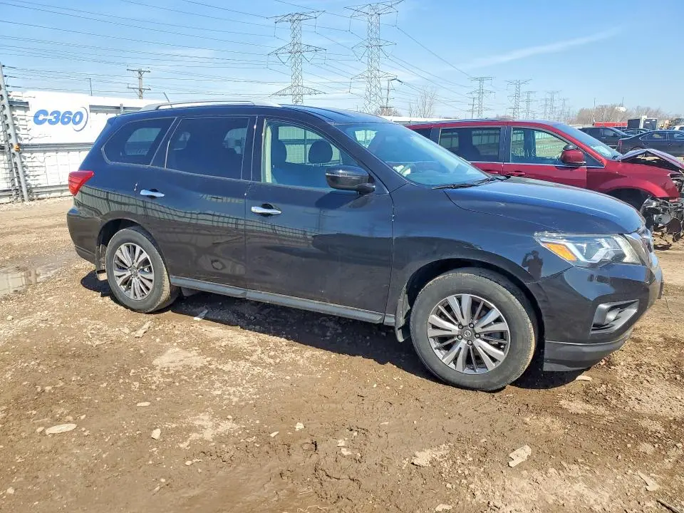 2018 NISSAN PATHFINDER S  
