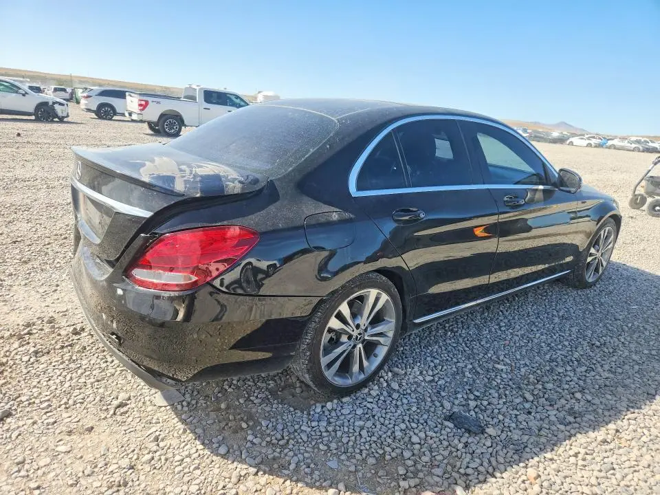 2017 MERCEDES-BENZ C 300  