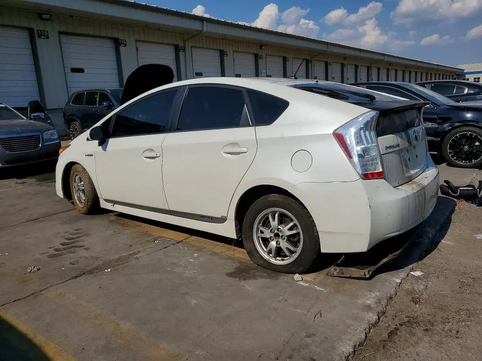 2011 TOYOTA PRIUS TWO  