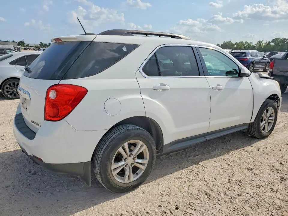 2015 CHEVROLET EQUINOX LT  