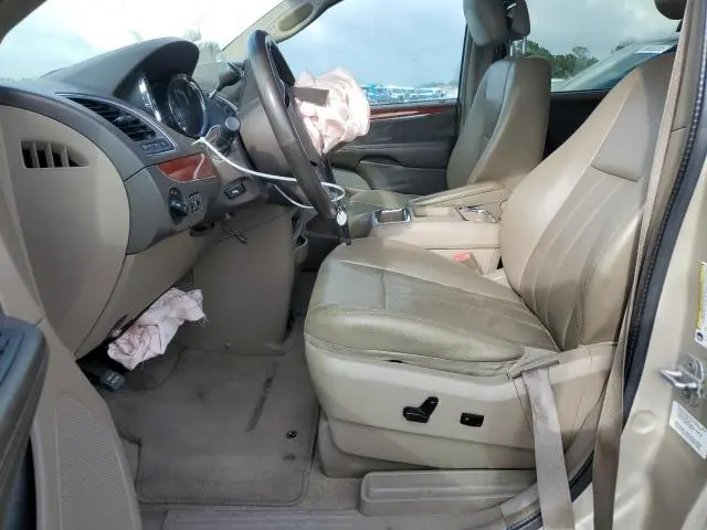 2013 CHRYSLER TOWN & COUNTRY TOURING L  