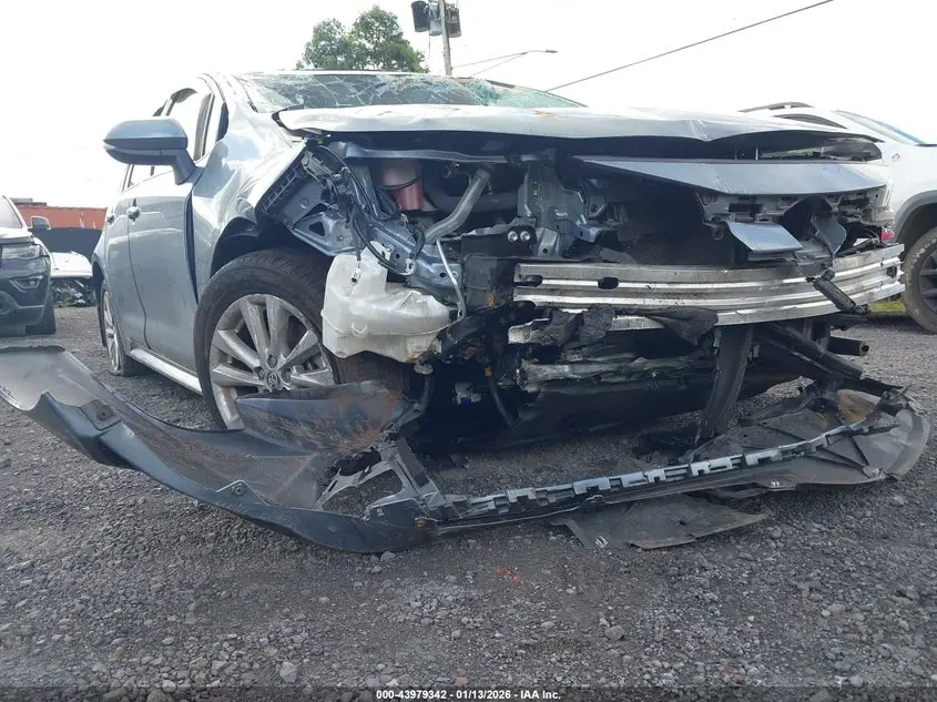 2024 TOYOTA COROLLA HYBRID XLE