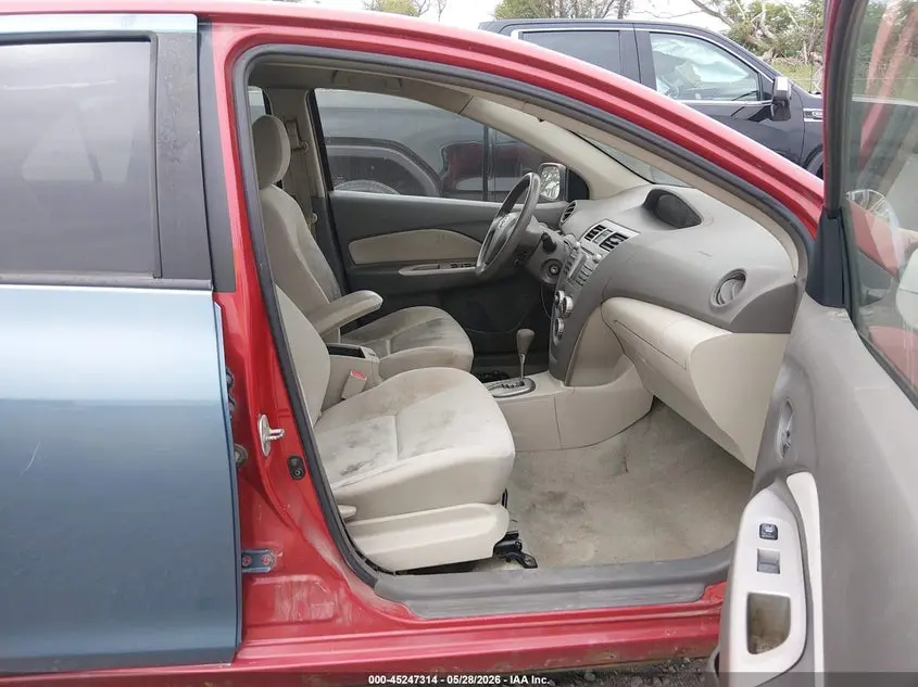 2010 TOYOTA YARIS  