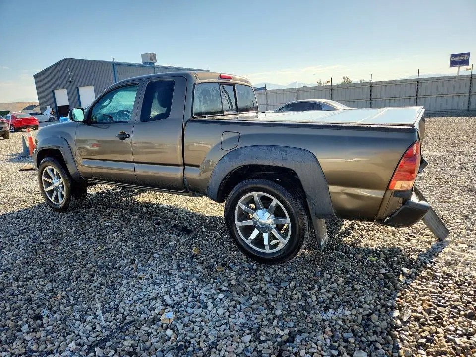 2015 TOYOTA TACOMA BASE  