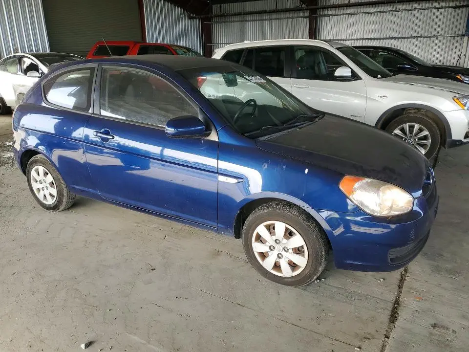 2010 HYUNDAI ACCENT GS  