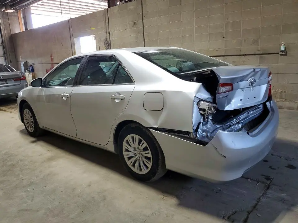 2014 TOYOTA CAMRY LE  