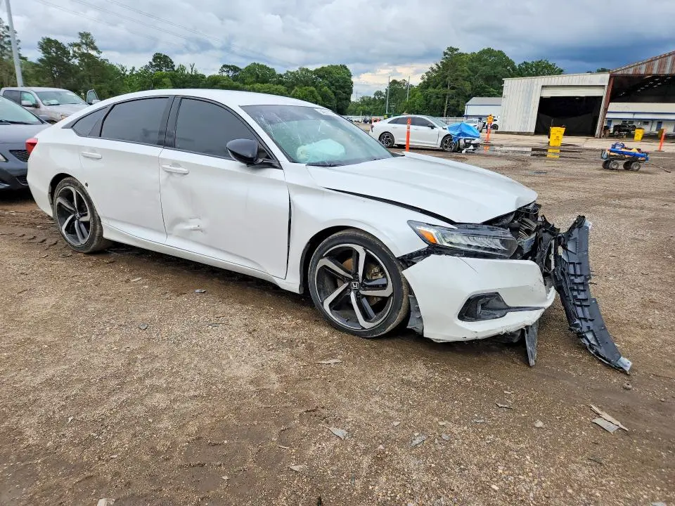 2021 HONDA ACCORD   