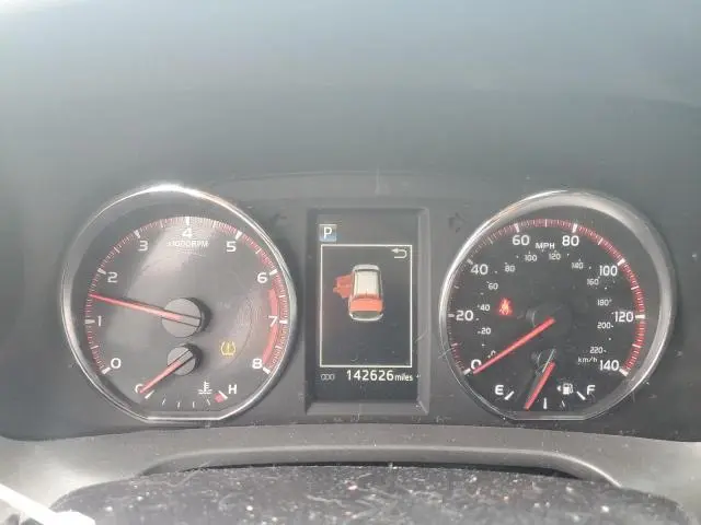 2016 TOYOTA RAV4 SE  