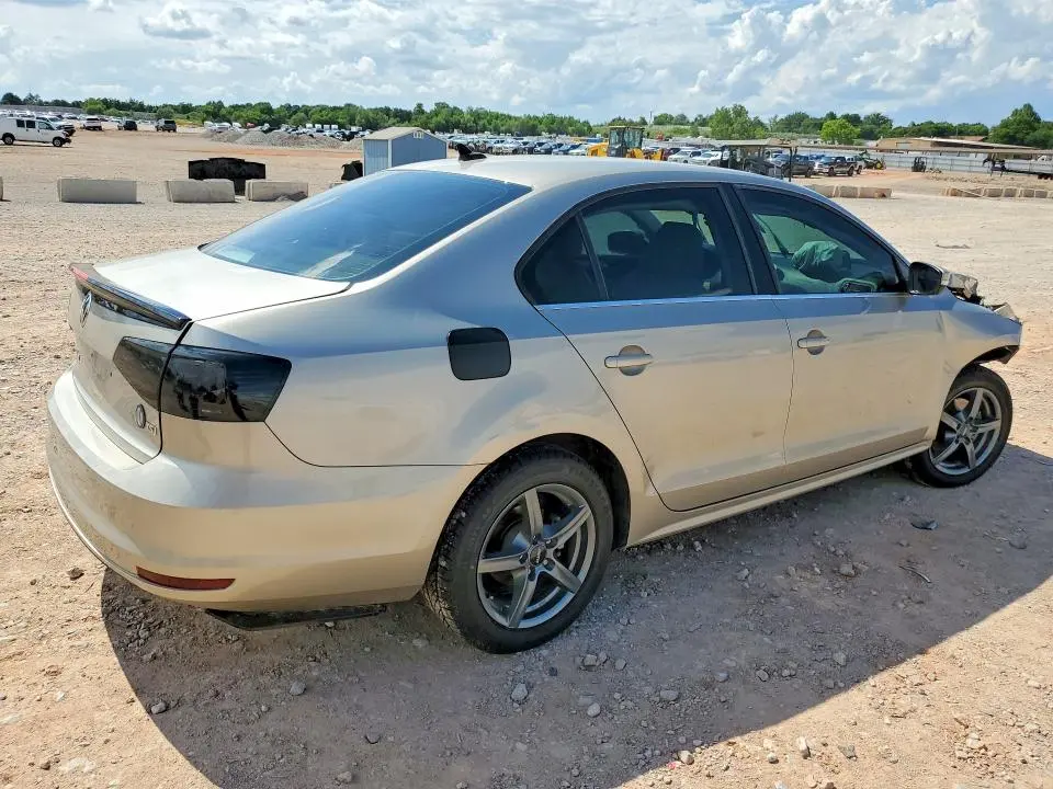 2015 VOLKSWAGEN JETTA SE  
