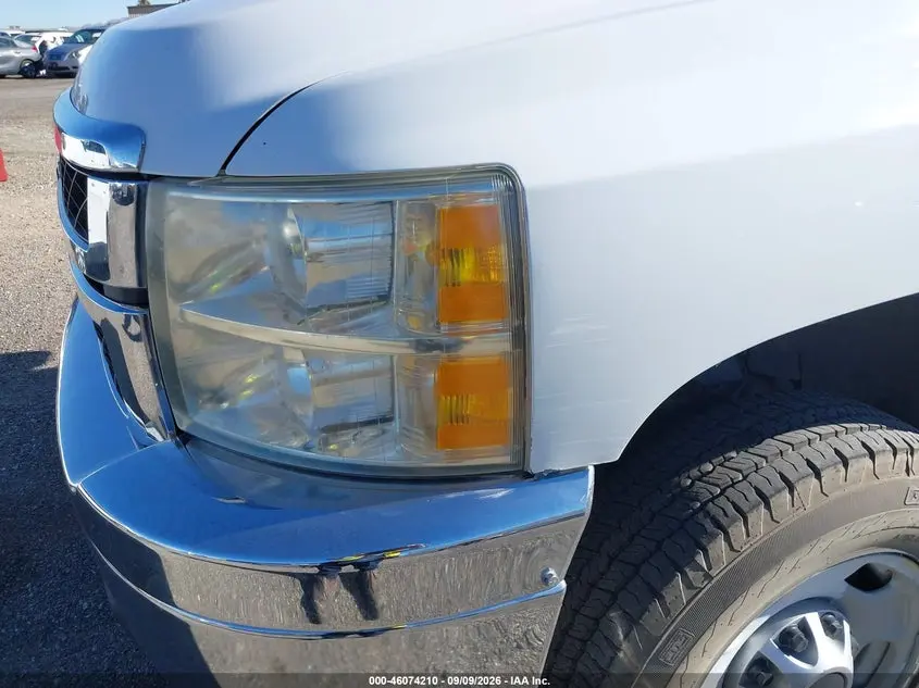 2011 CHEVROLET SILVERADO 2500HD WORK TRUCK