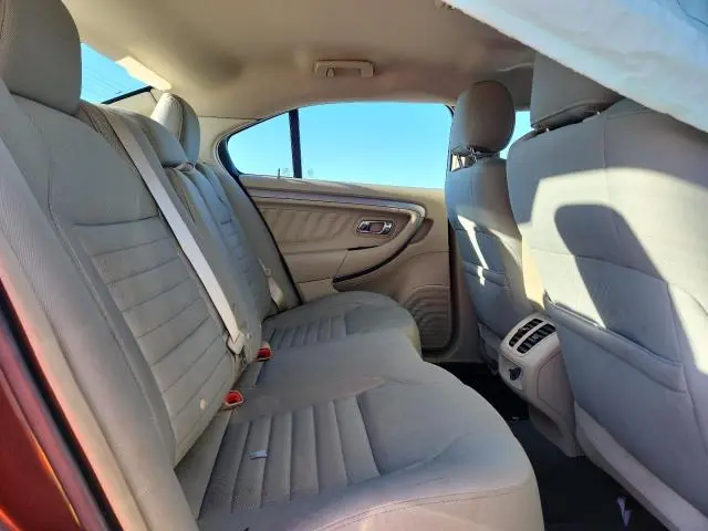 2016 FORD TAURUS SE  