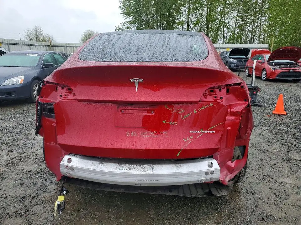 2024 TESLA MODEL Y   