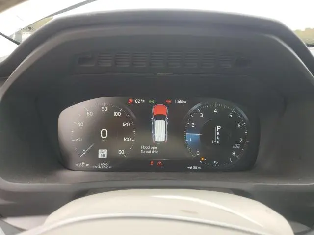 2022 VOLVO XC90 T5 MOMENTUM  