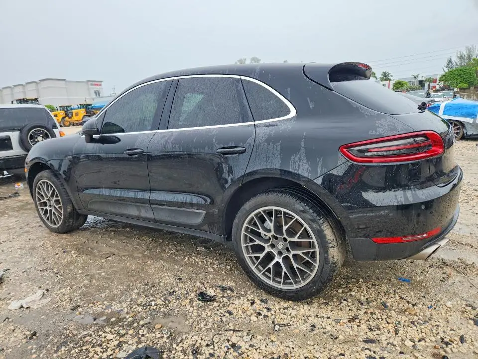 2017 PORSCHE MACAN S  