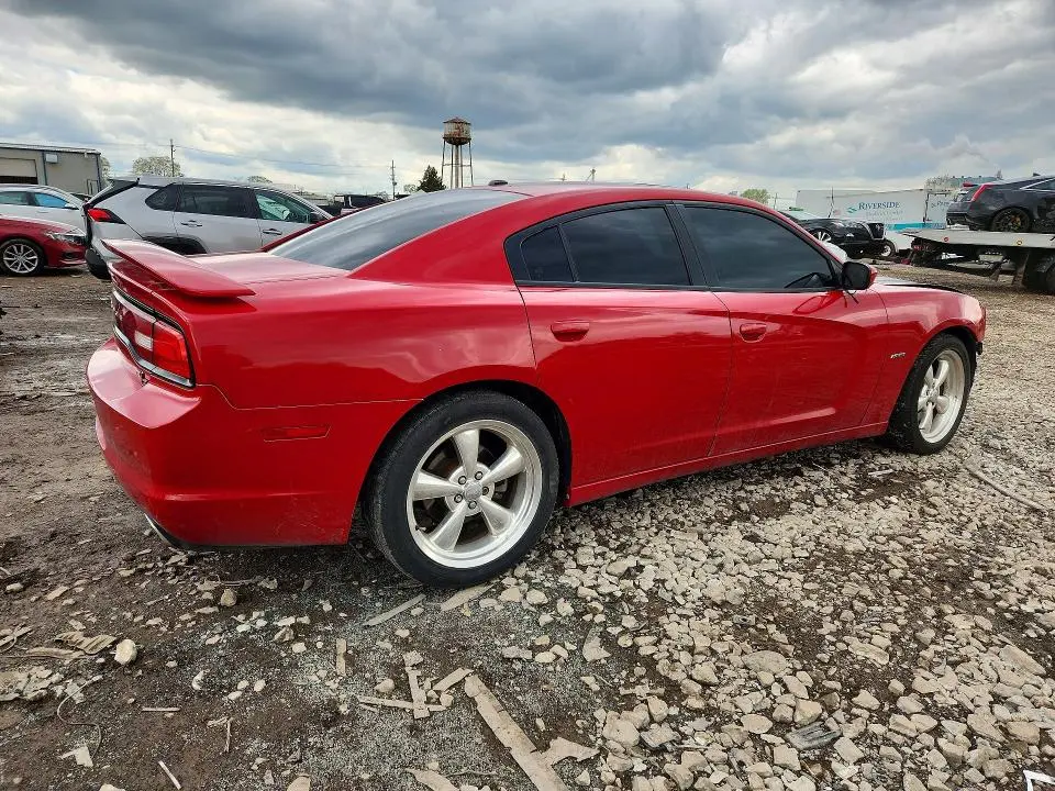 2011 DODGE CHARGER R  
