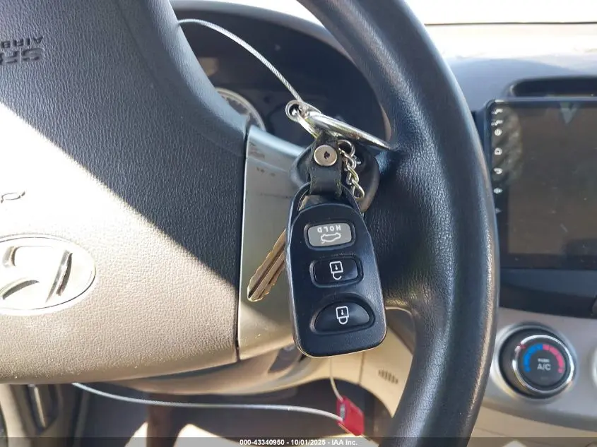 2010 HYUNDAI ELANTRA GLS