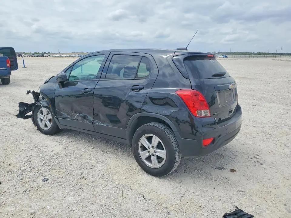 2022 CHEVROLET TRAX LS  