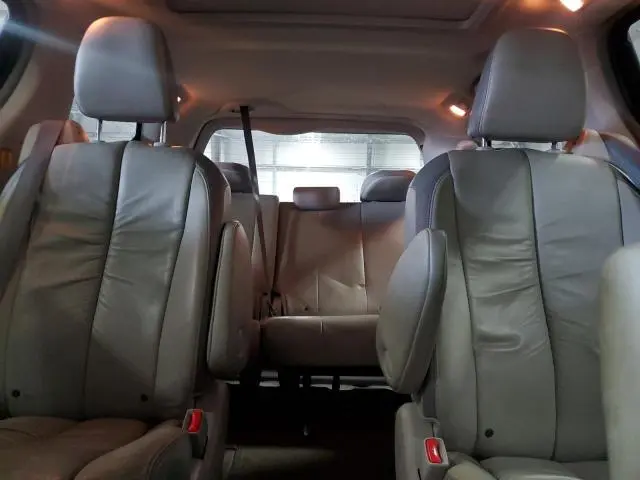 2012 TOYOTA SIENNA LIMITED 7-PASSENGER  
